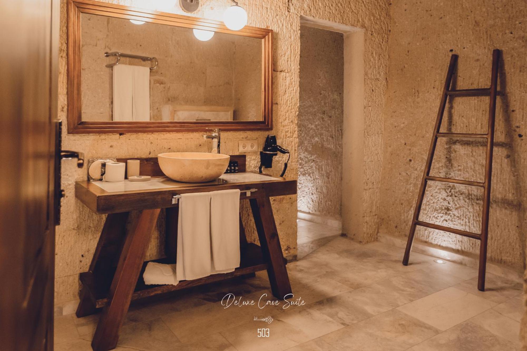 Nino Cave Suites أوروغوبْ المظهر الخارجي الصورة